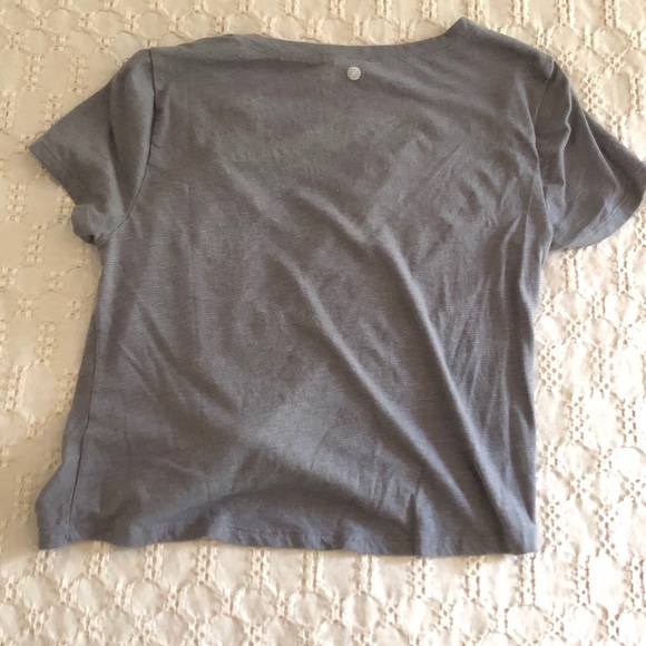 Lot of 2 Z by Zella Like New! EUC Tops - Picture 8 of 9